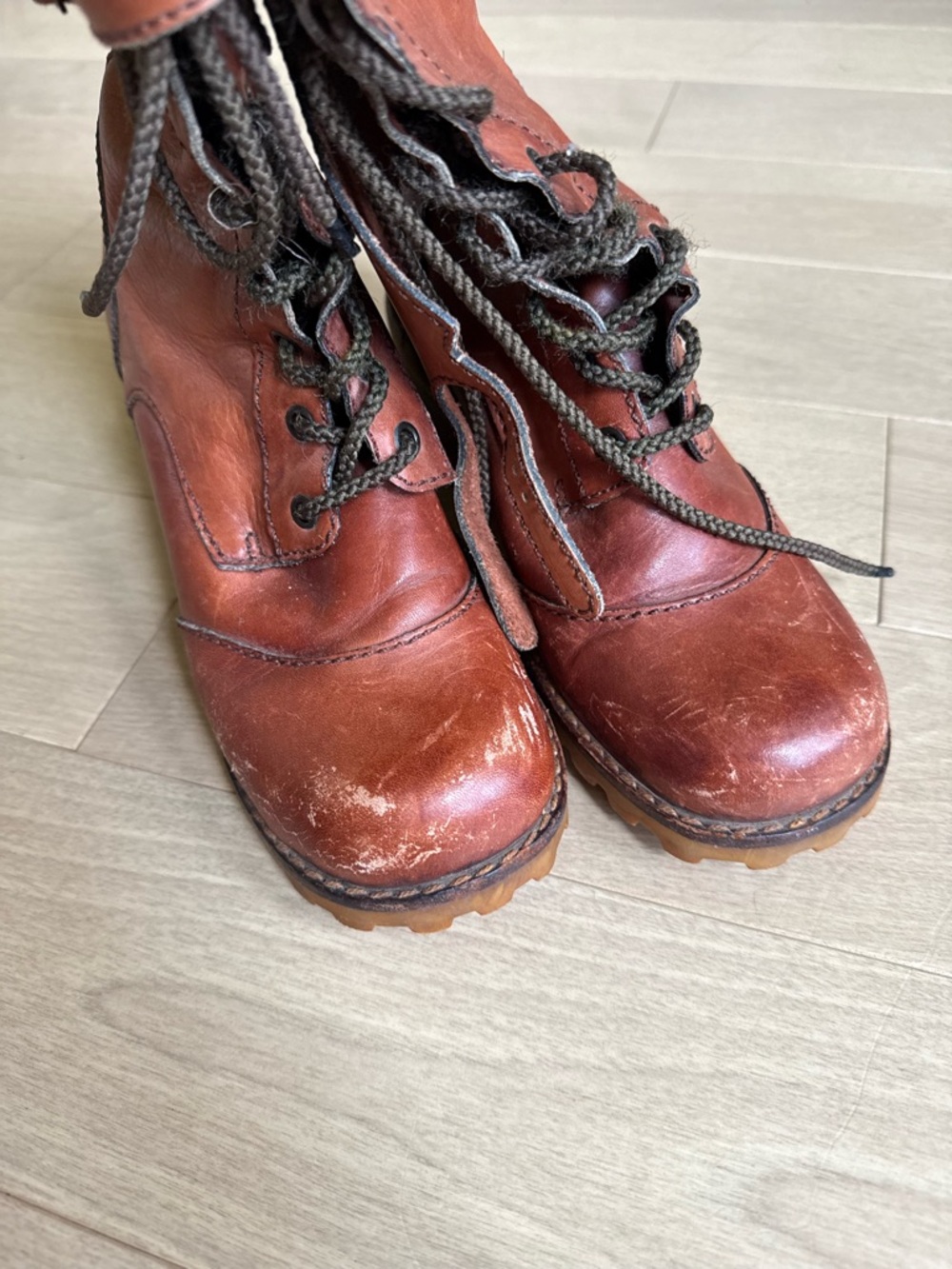 Women's Lace-Up Leather Ankle Boots in Cognac - Picture 2 of 10